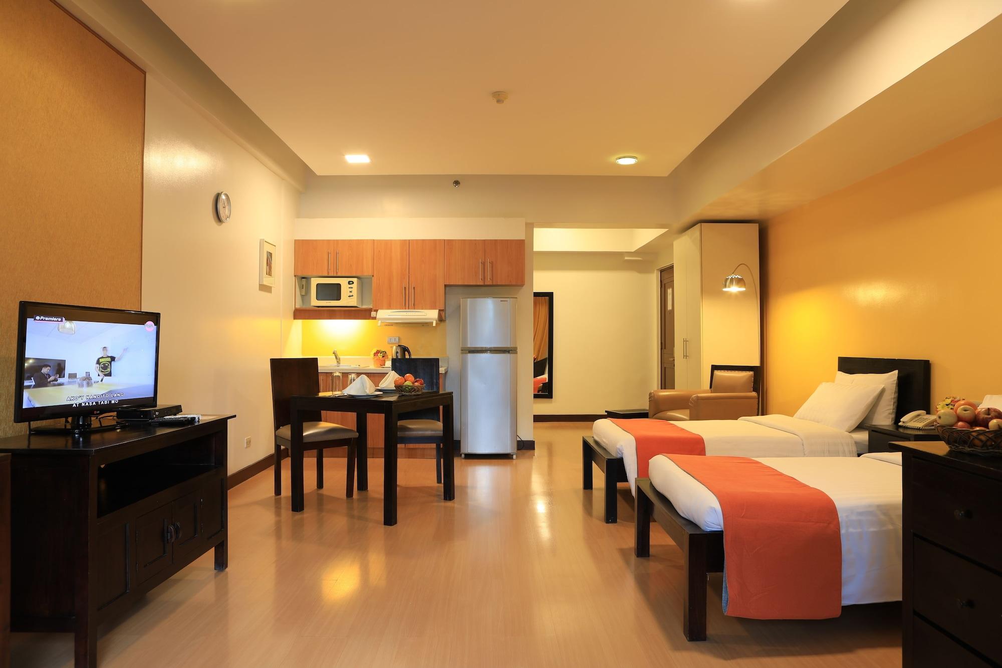 The Malayan Plaza Hotel Pasig City Εξωτερικό φωτογραφία