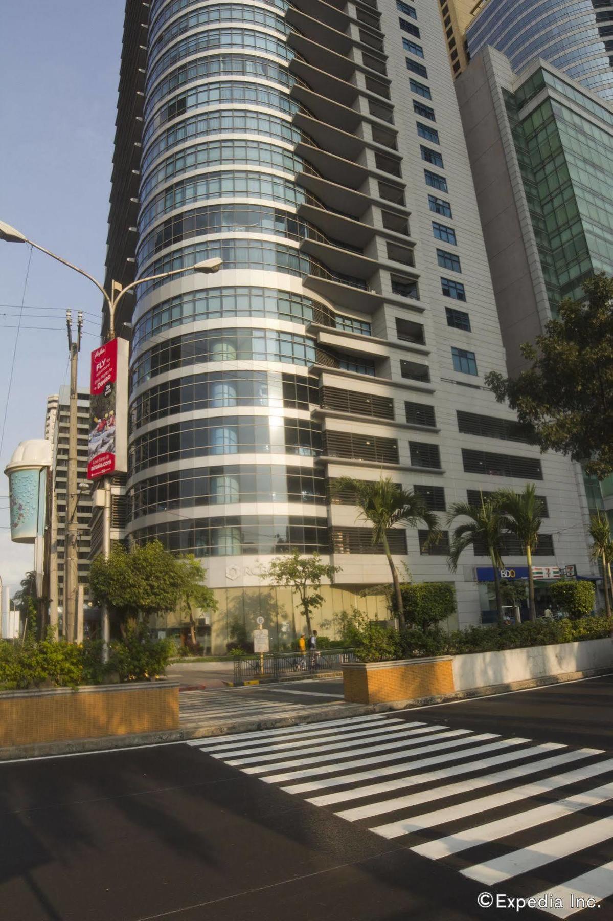 The Malayan Plaza Hotel Pasig City Εξωτερικό φωτογραφία